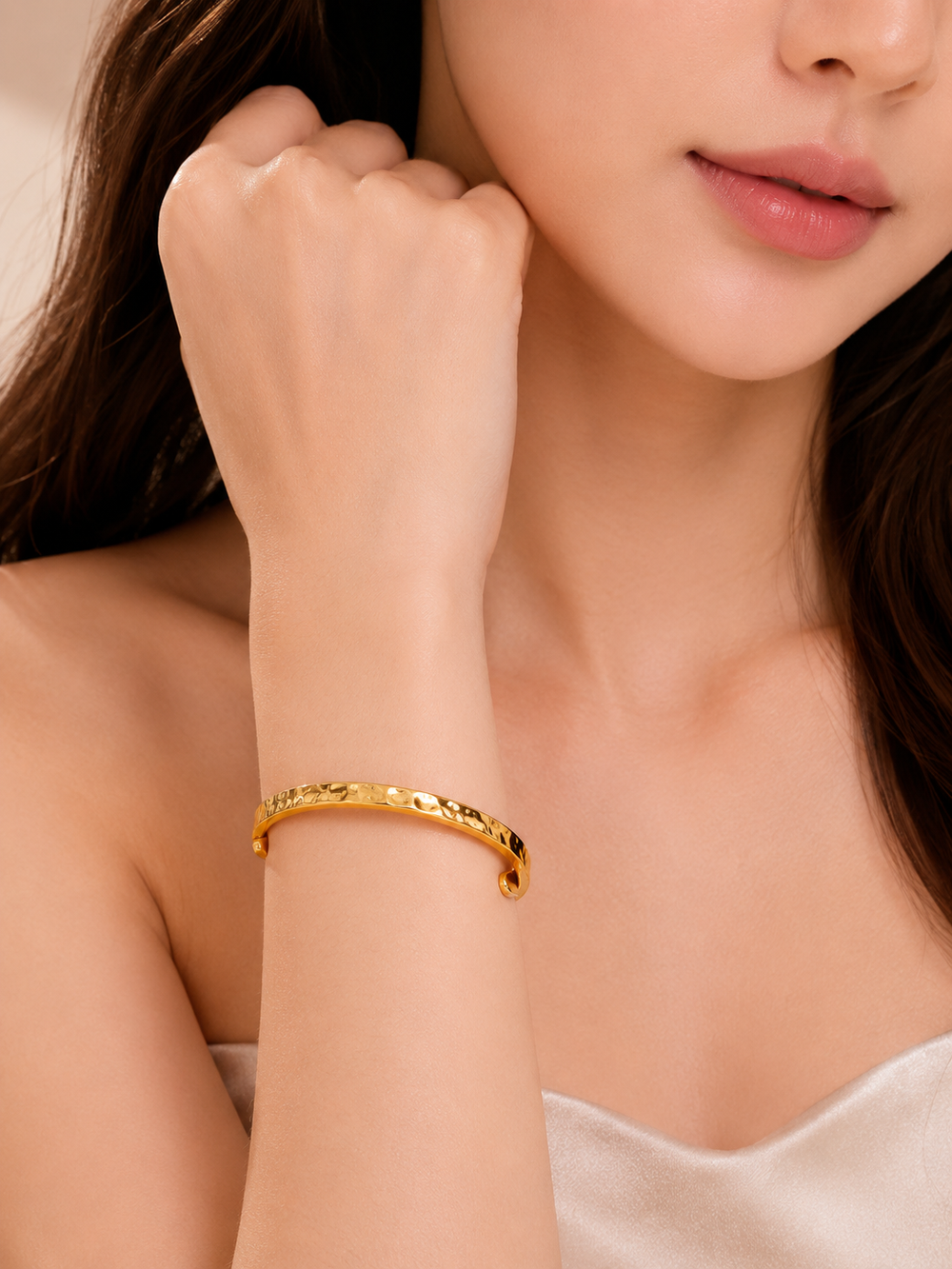 Heritage Gold Cuff Bangle