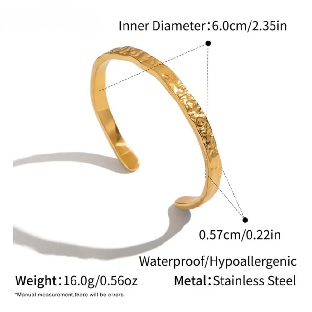 Heritage Gold Cuff Bangle