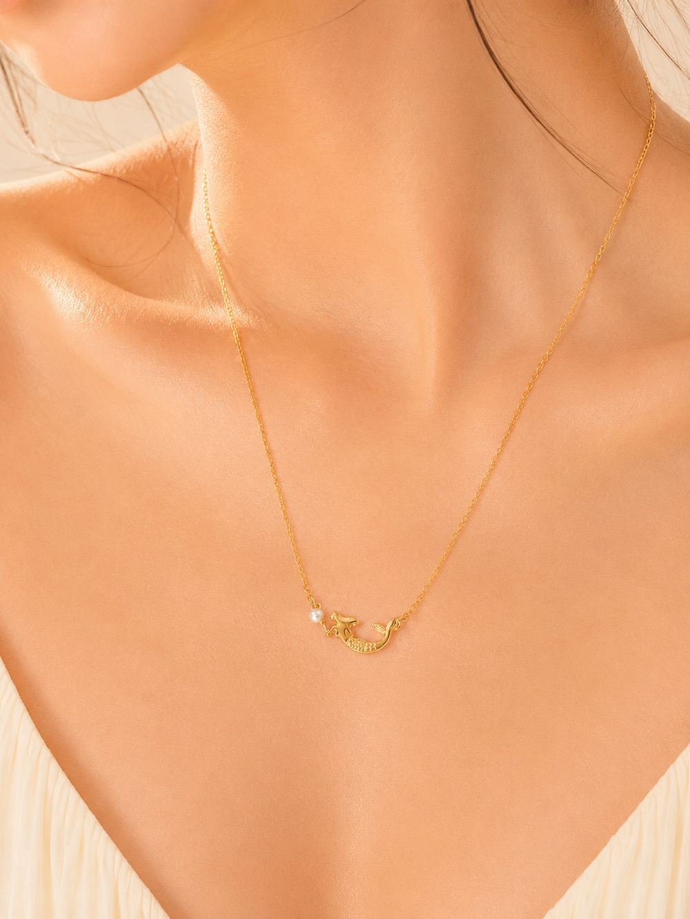 Golden Mermaid Pearl Necklace