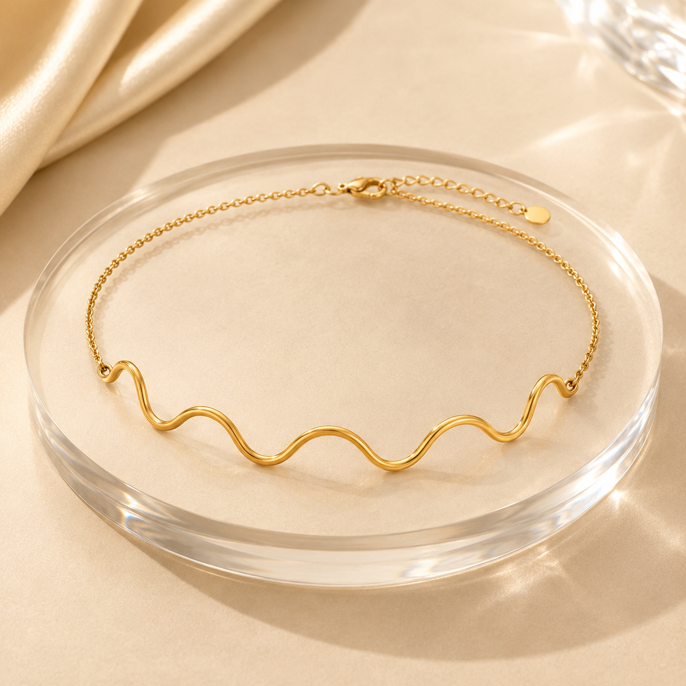 Sculpted Wave Choker