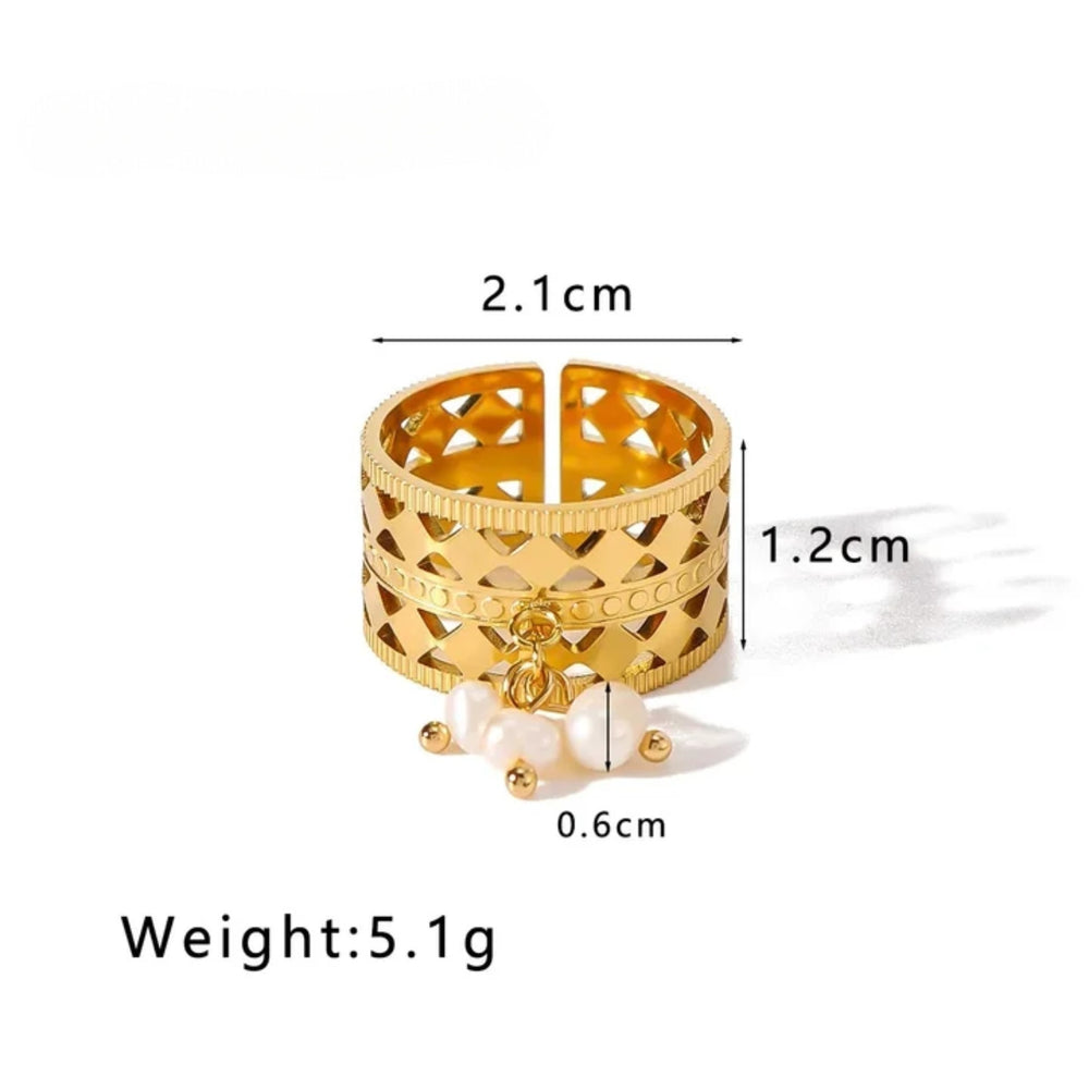 Pearl Lattice Ring